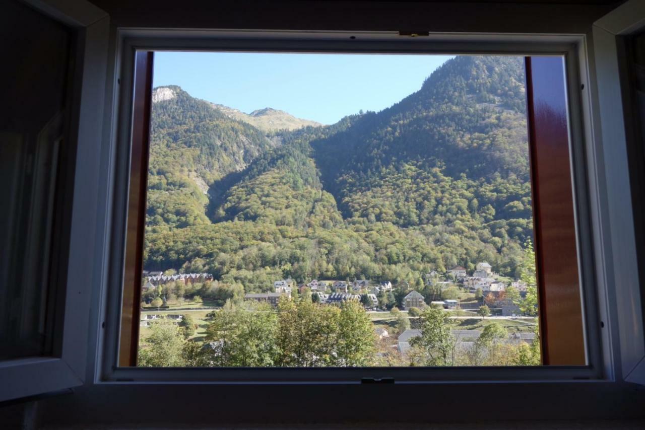 Appt 4/6 Couchages Avec Terrasse Cauterets Appartement Buitenkant foto